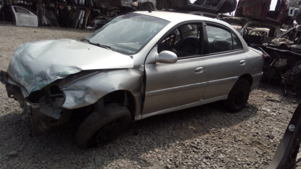 Riel inyección Kia RIO  USADO
